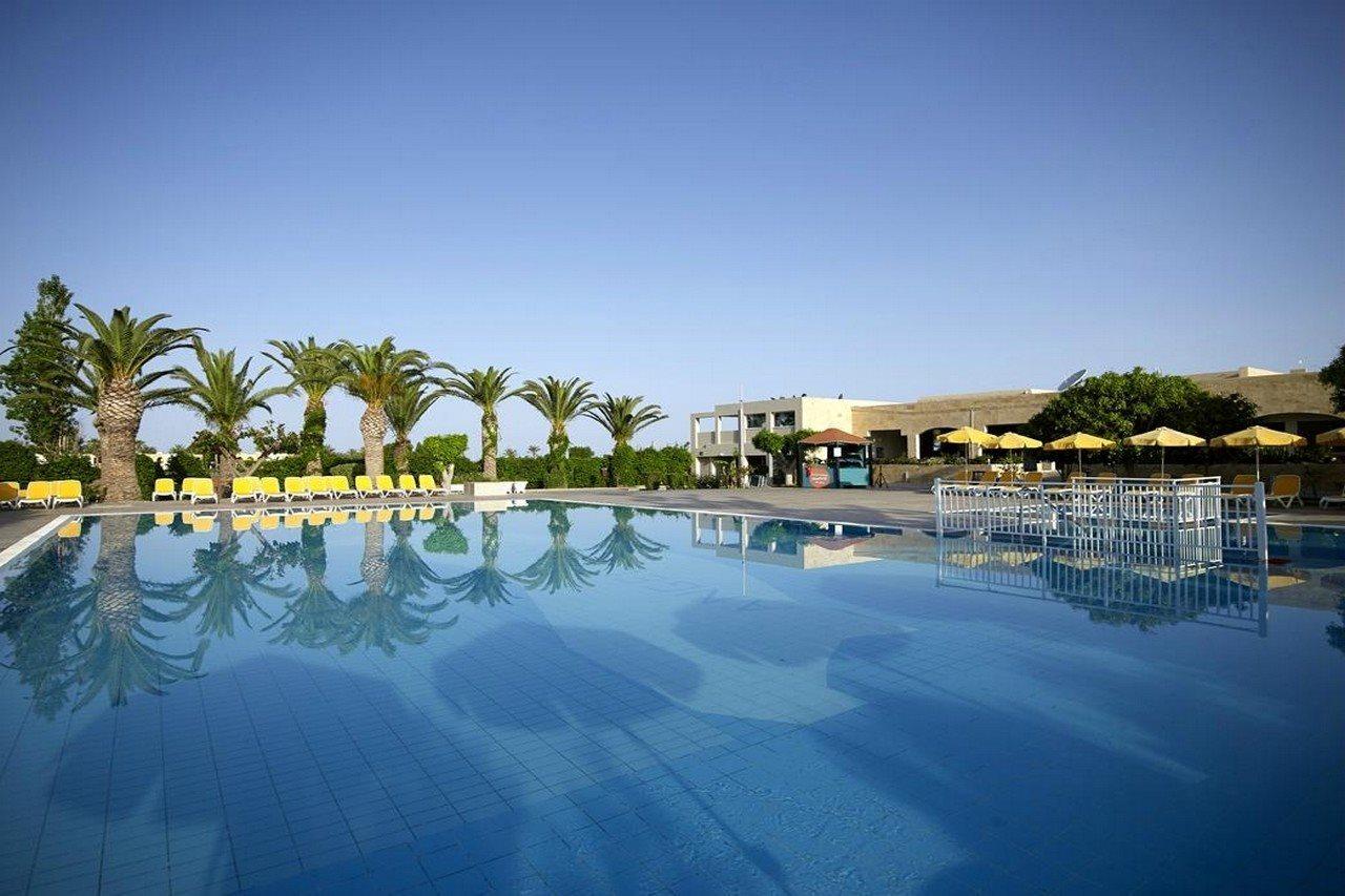 Akti Coast Club Hotel Marmari  Kolam Renang gambar